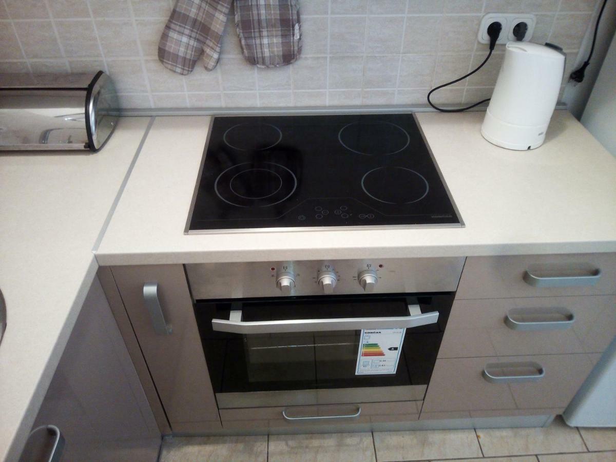 Apartman Pajo Селине Екстериор снимка